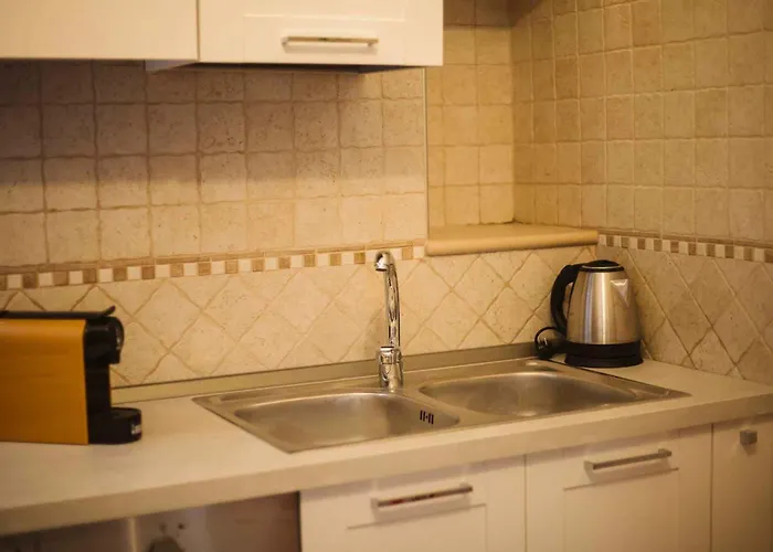 In - Apulien 49200 노치