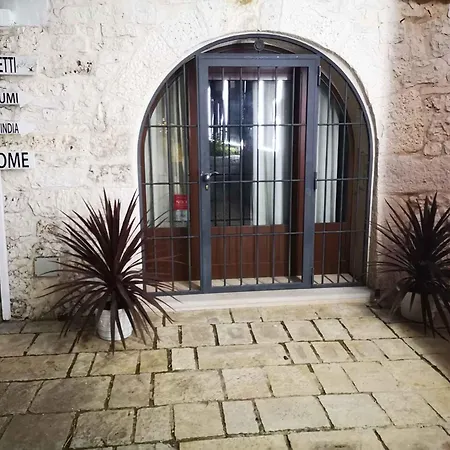 In - Apulien 49200 *